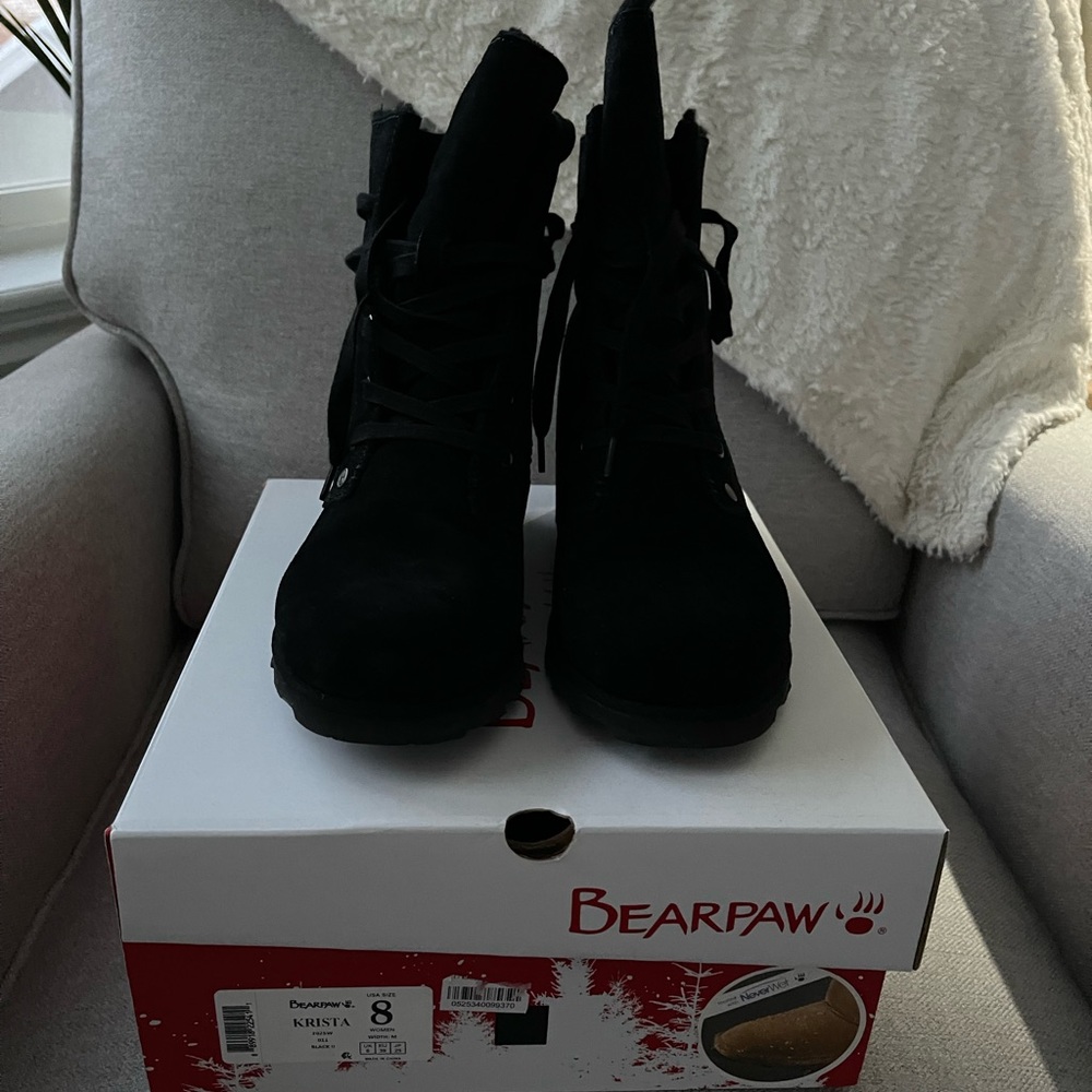 New with box BearPaw boots